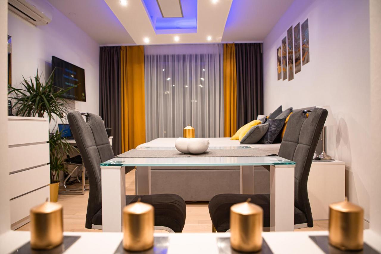 Alpha Apartment Zagreb Bagian luar foto