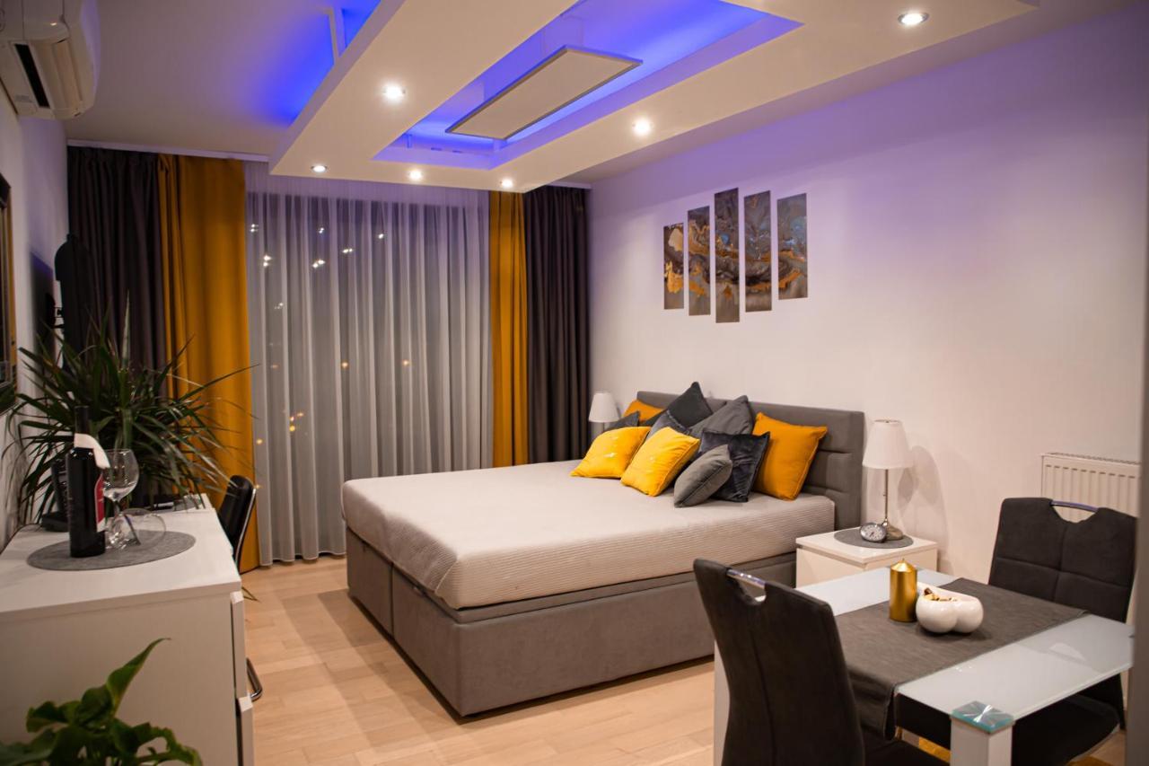 Alpha Apartment Zagreb Bagian luar foto
