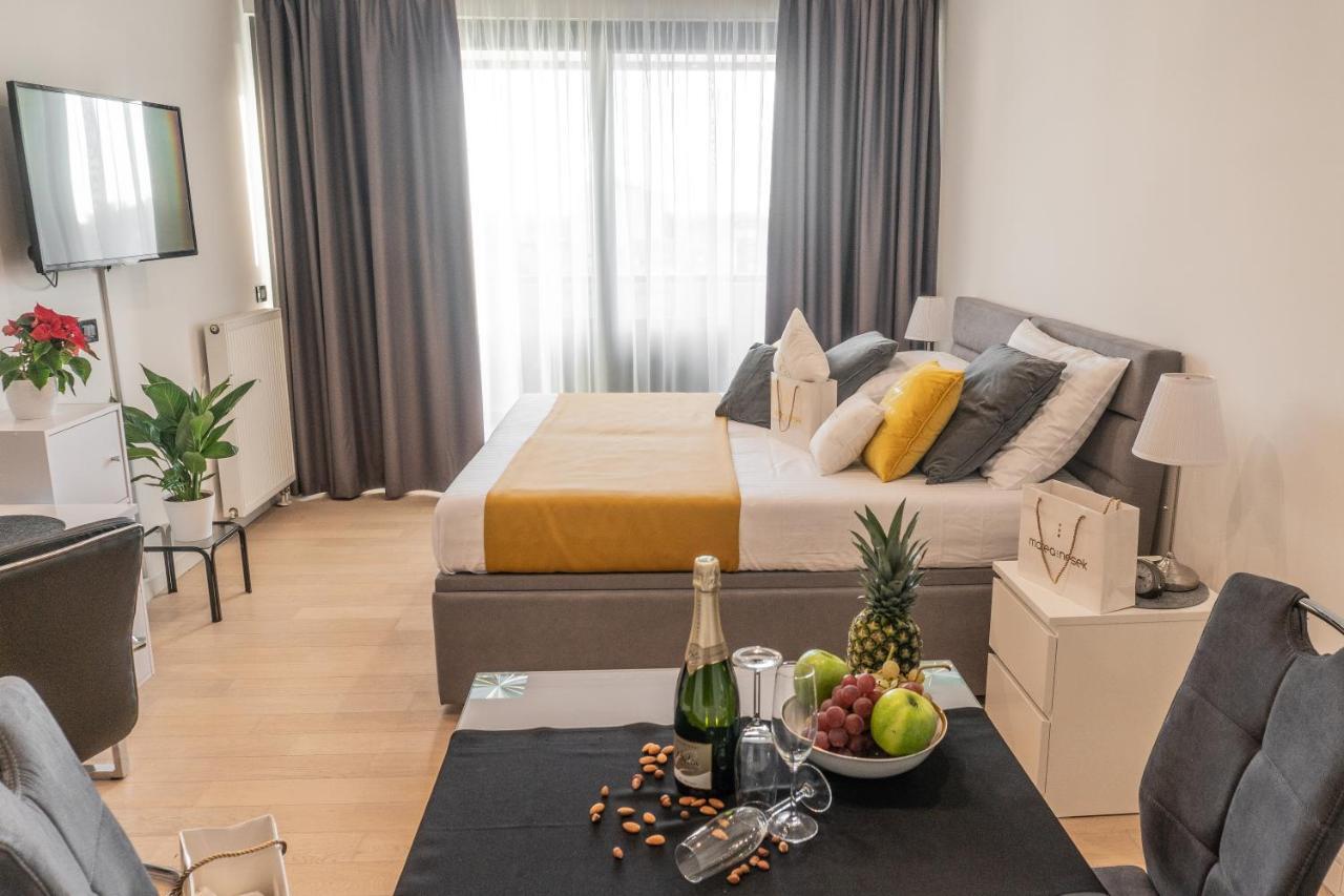 Alpha Apartment Zagreb Bagian luar foto
